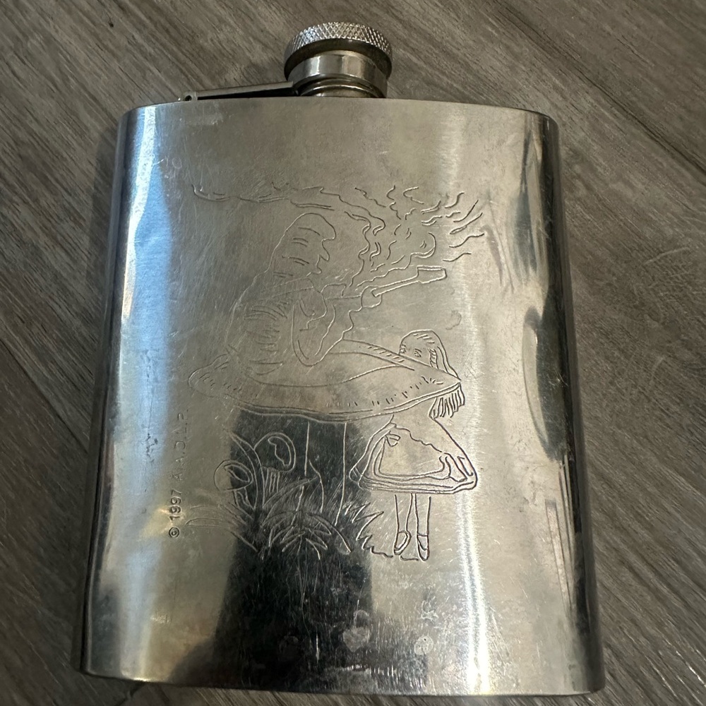 Metal Flask - Picture 2 of 5